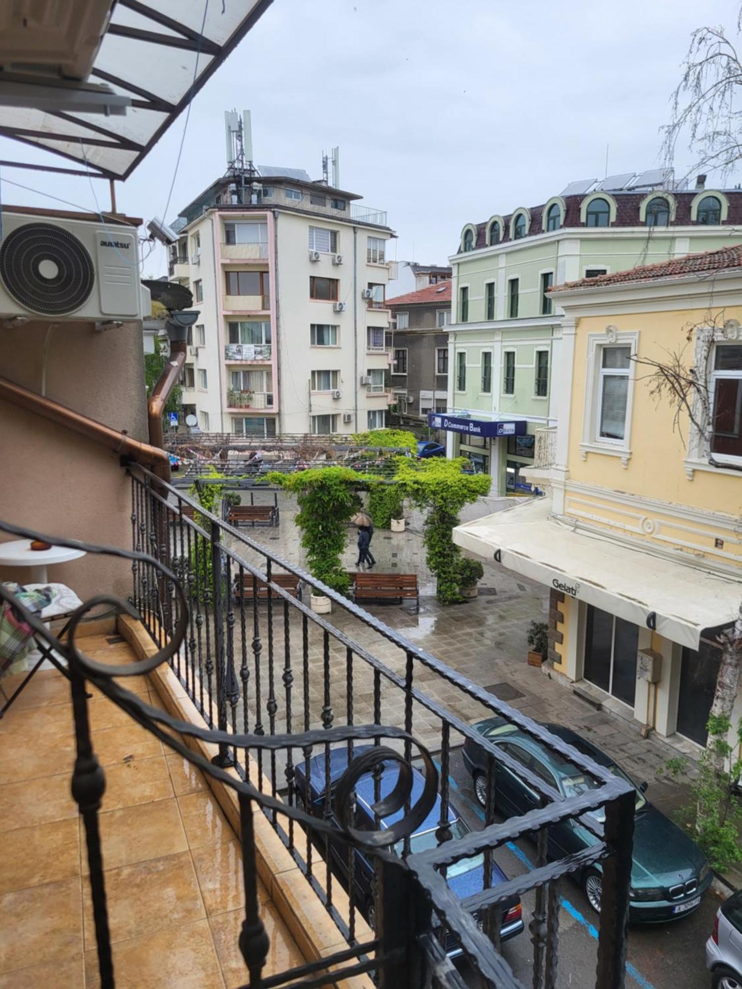 Aleks Top Center 2- Free Parking Burgas Exterior photo